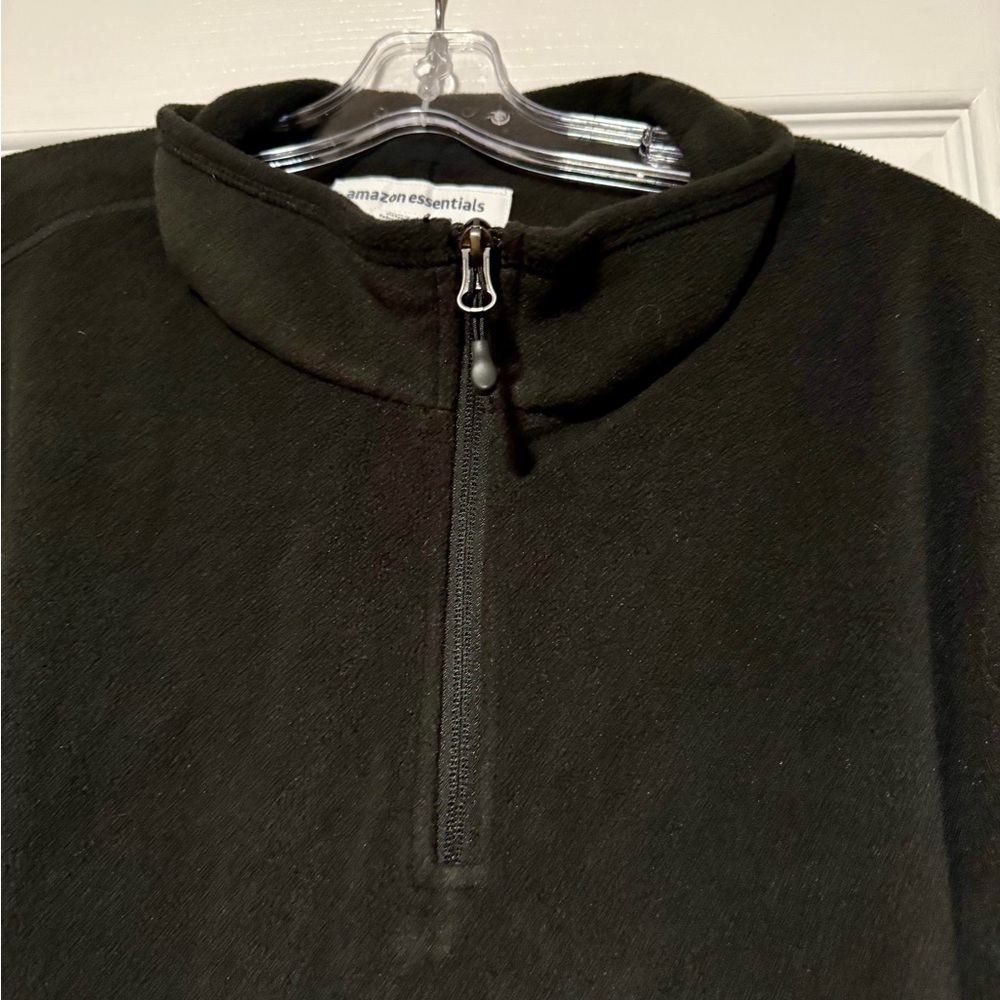 Men Like New Amazon Essentials Sweater Size XXL - Picture 3 of 4
